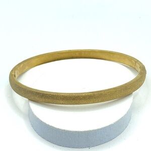 South Hills Design Gold Tone Sparkle Glitter Hinged Pinch Bangle 7” C / 2.1” D